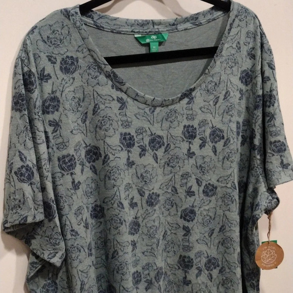 NWT Dip Eco Friendly Women's Green Floral Short Sleeve Sweater Top Sz 3X-Casual - Picture 4 of 6